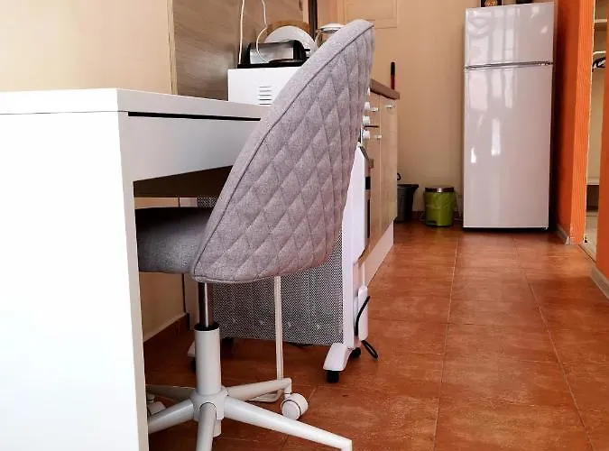 4 Seasons Apartments, A1