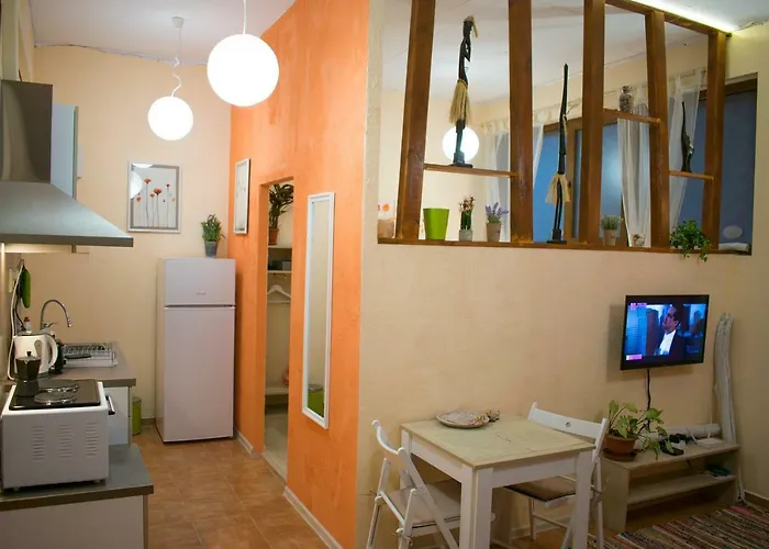 4 Seasons Apartments, A1 شقة