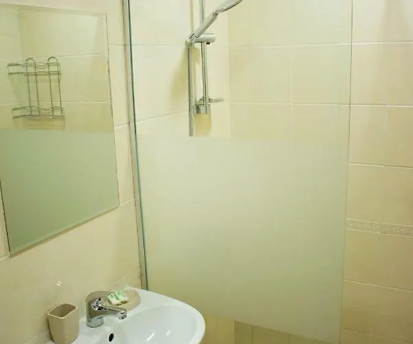 شقة 4 Seasons Apartments, A1