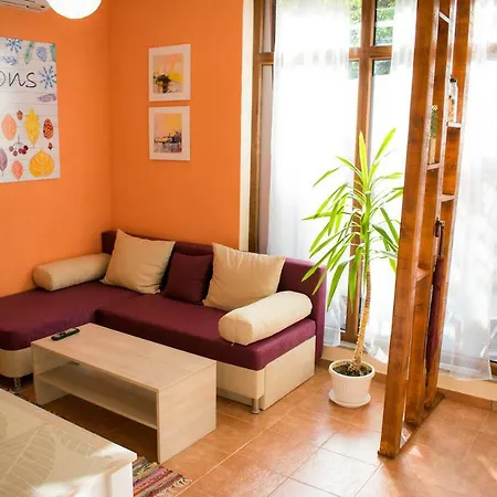 Апартаменты 4 Seasons Apartments, A1 Пловдив