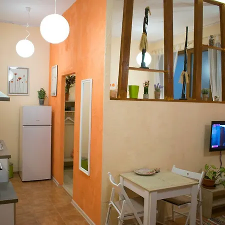 4 Seasons Apartments, A1 Апартаменты